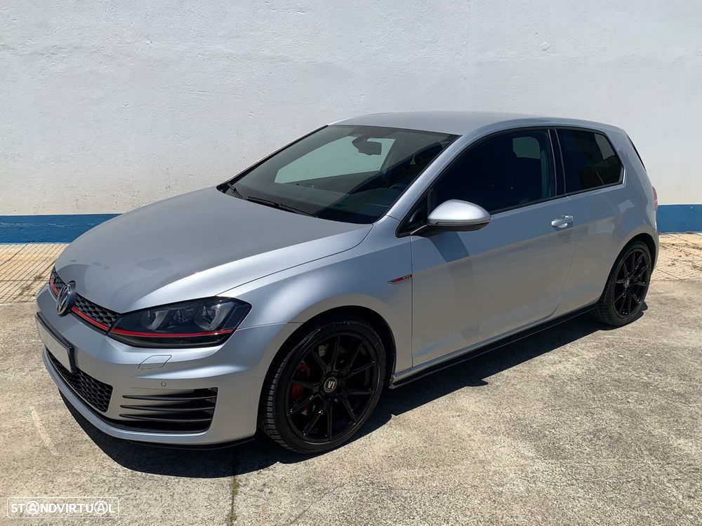 VW Golf 2.0 TSi GTi DSG Performance - 2