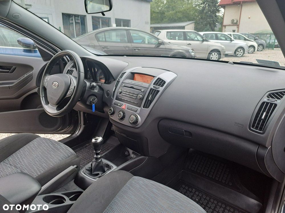 Kia ProCeed Pro_cee'd 2.0 Optimum - 12