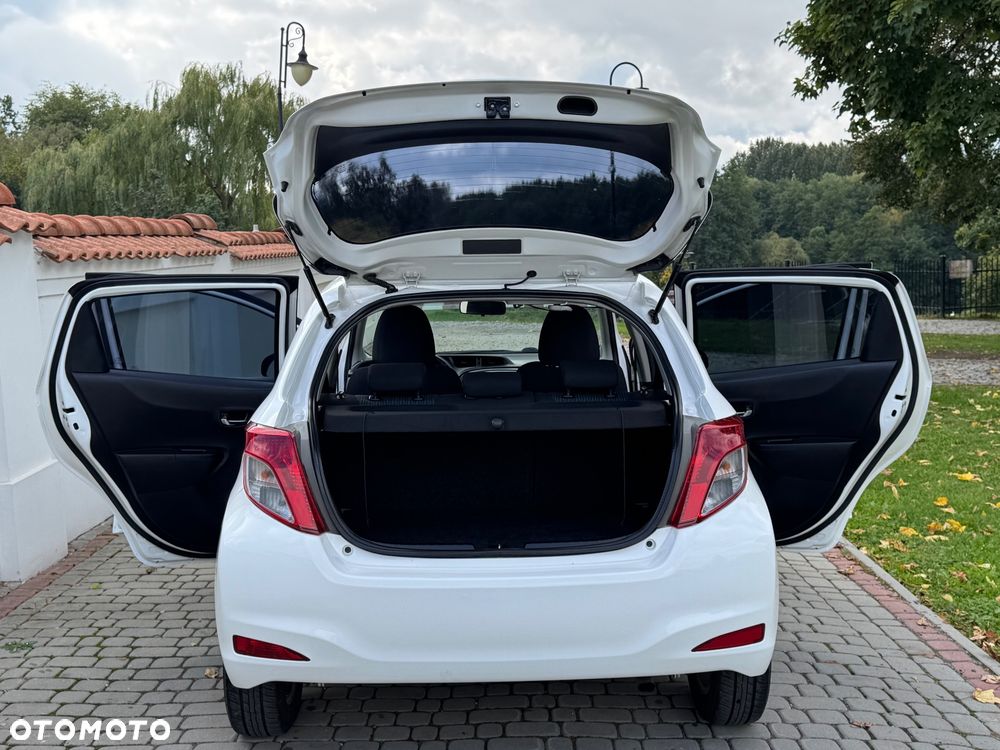 Toyota Yaris - 24