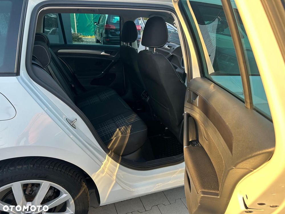 Volkswagen Golf 1.6 BlueTDI Trendline - 35