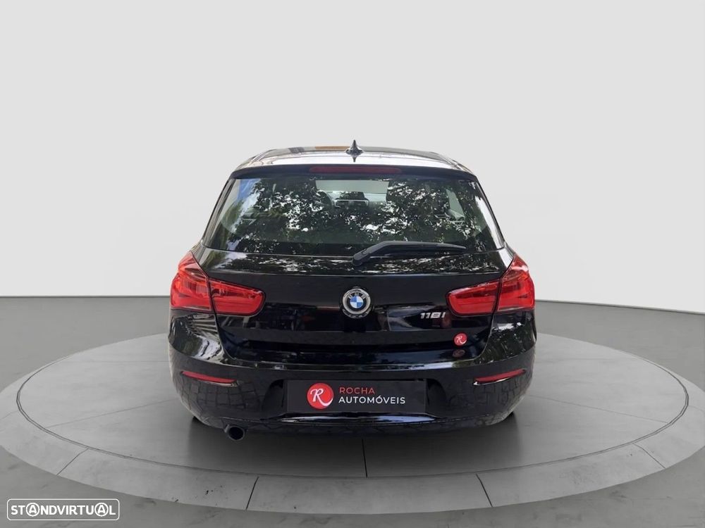 BMW 118 i Advantage - 13