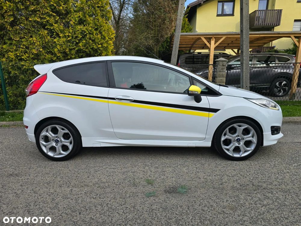 Ford Fiesta 1.0 EcoBoost STart-Stop ST-LINE - 14