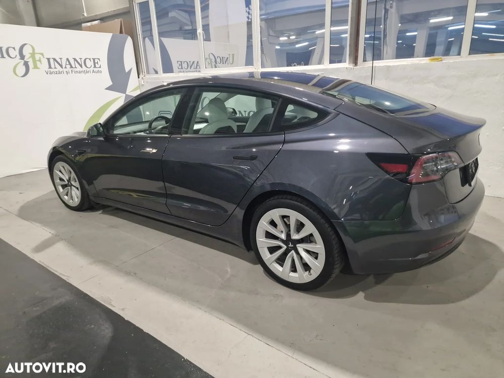 Tesla Model 3 Langstreckenbatterie Allradantrieb Dual Motor - 5