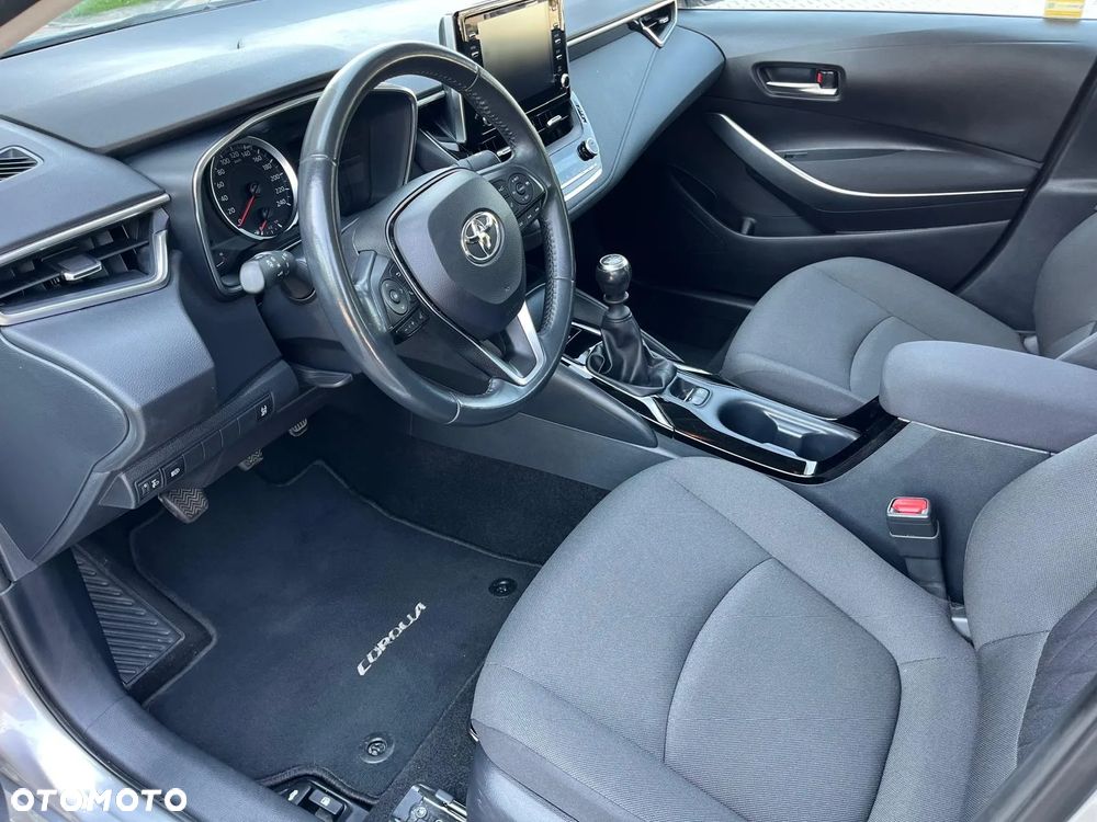 Toyota Corolla 1.5 Comfort - 13