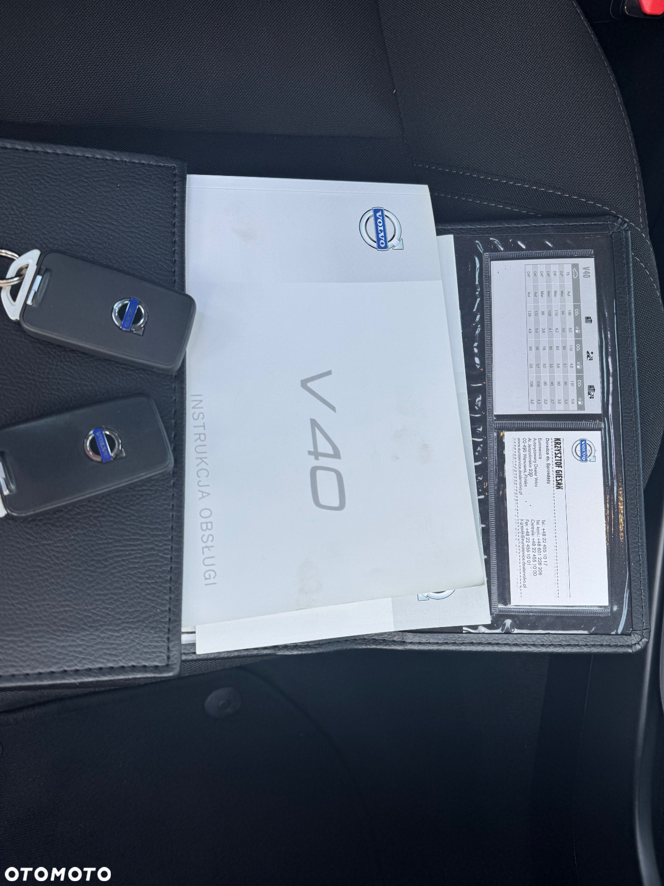 Volvo V40 - 25