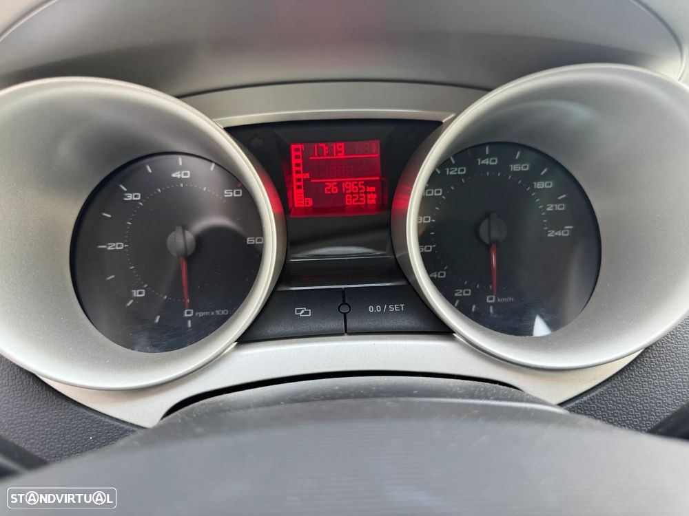 SEAT Ibiza 1.6 TDI 25 Anos DPF - 4