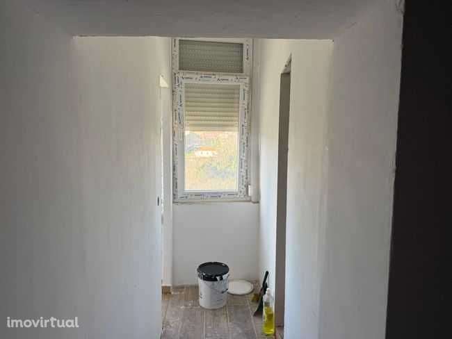 T2 Campo de Ourique, onde pode dar asas à sua imaginação - Grande imagem: 3/7