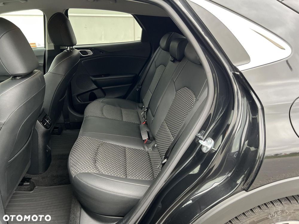 Kia XCeed - 15