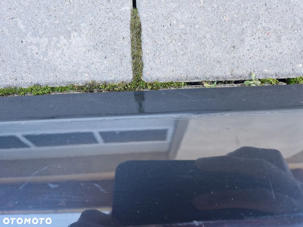 LISTWY DRZWI PRZEDNICH LEWYCH + TYLNYCH LEWYCH AUDI Q3 II 2017-- - 3