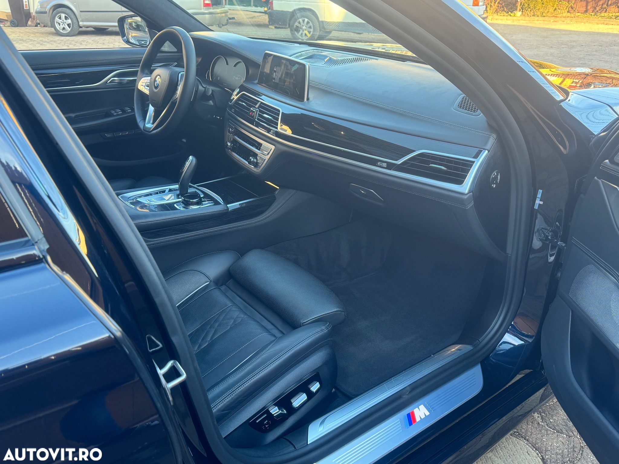 BMW Seria 7 750d xDrive - 12