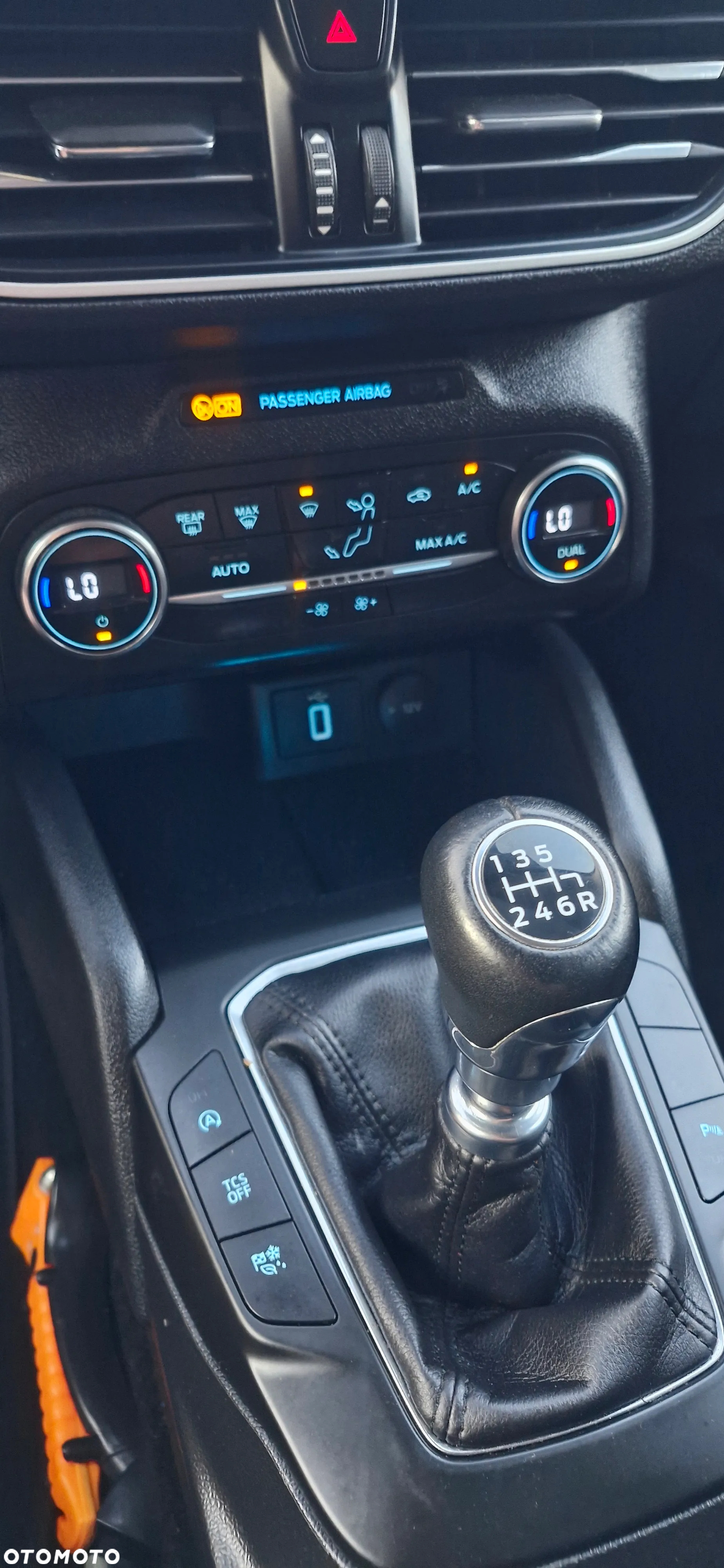 Ford Focus 1.0 EcoBoost Start-Stopp-System TITANIUM STYLE - 16