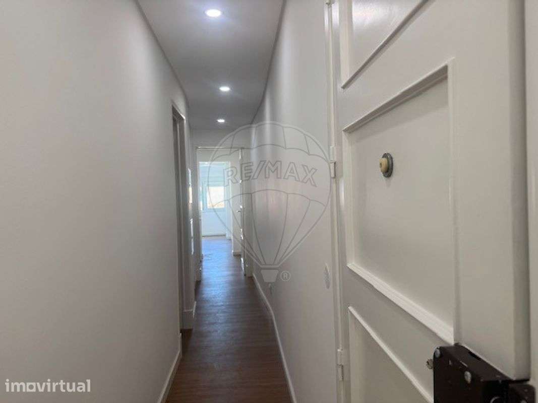 Apartamento T2 para arrendamento - Grande imagem: 2/22