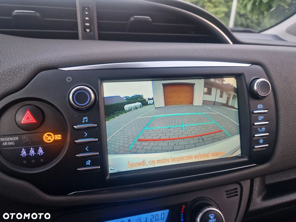 Toyota Yaris - 14