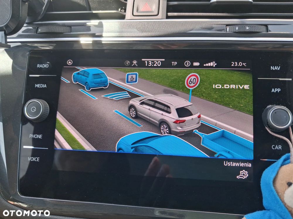 Volkswagen Tiguan - 13
