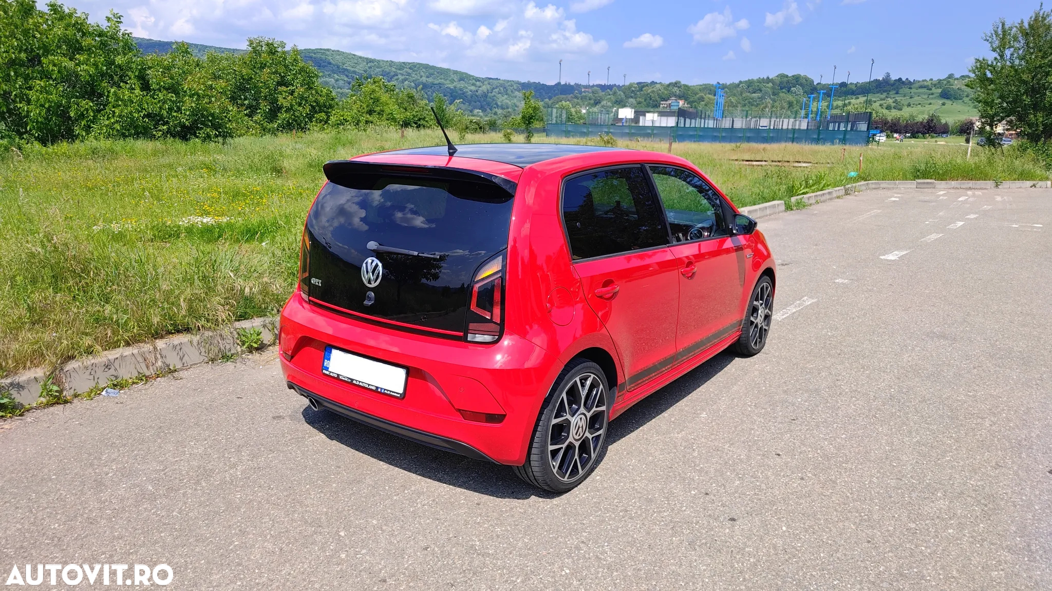 Volkswagen up! GTI - 3