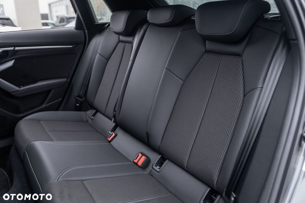 Audi A3 Sportback - 16