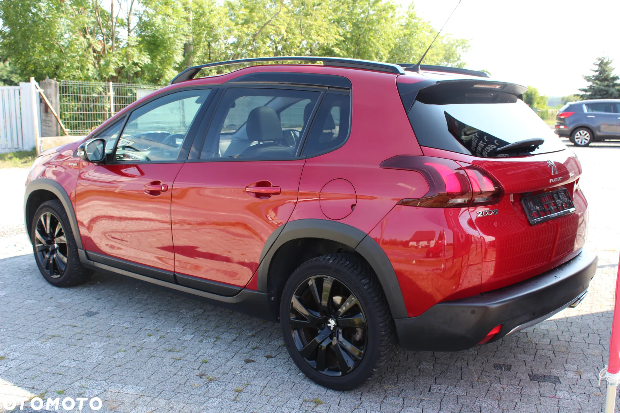 Peugeot 2008 1.2 Pure Tech Allure S&S EAT6 - 6