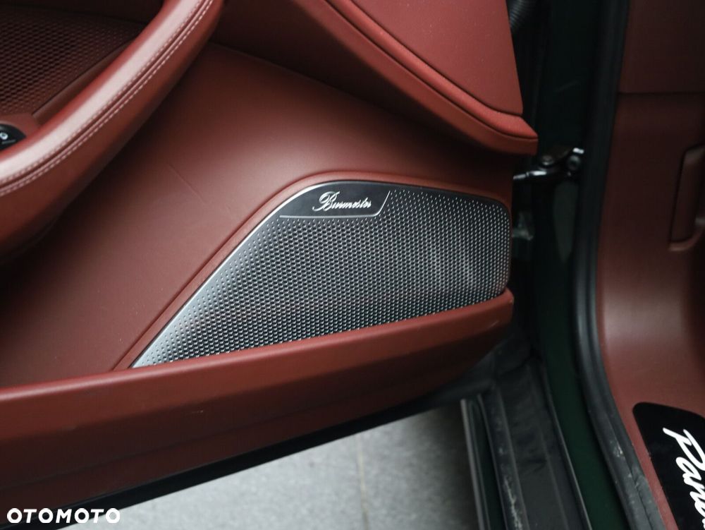 Porsche Panamera - 14