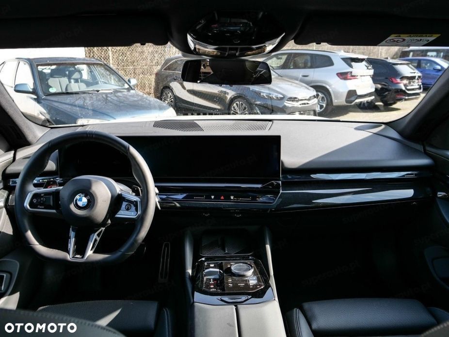 BMW Seria 5 540d xDrive mHEV M Sport - 9