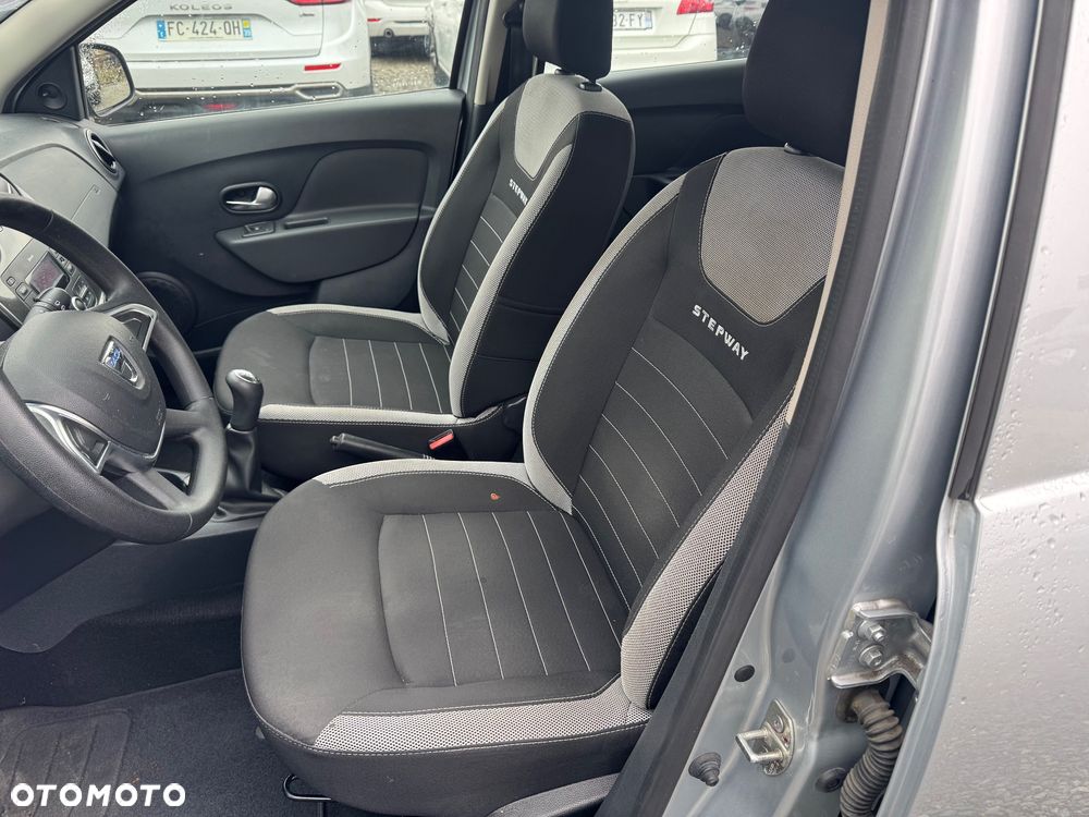 Dacia Sandero Stepway SCe 75 Essential - 10