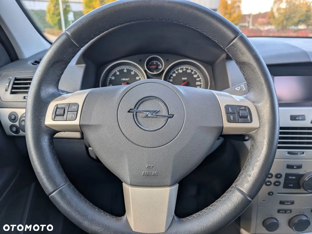 Opel Astra - 18