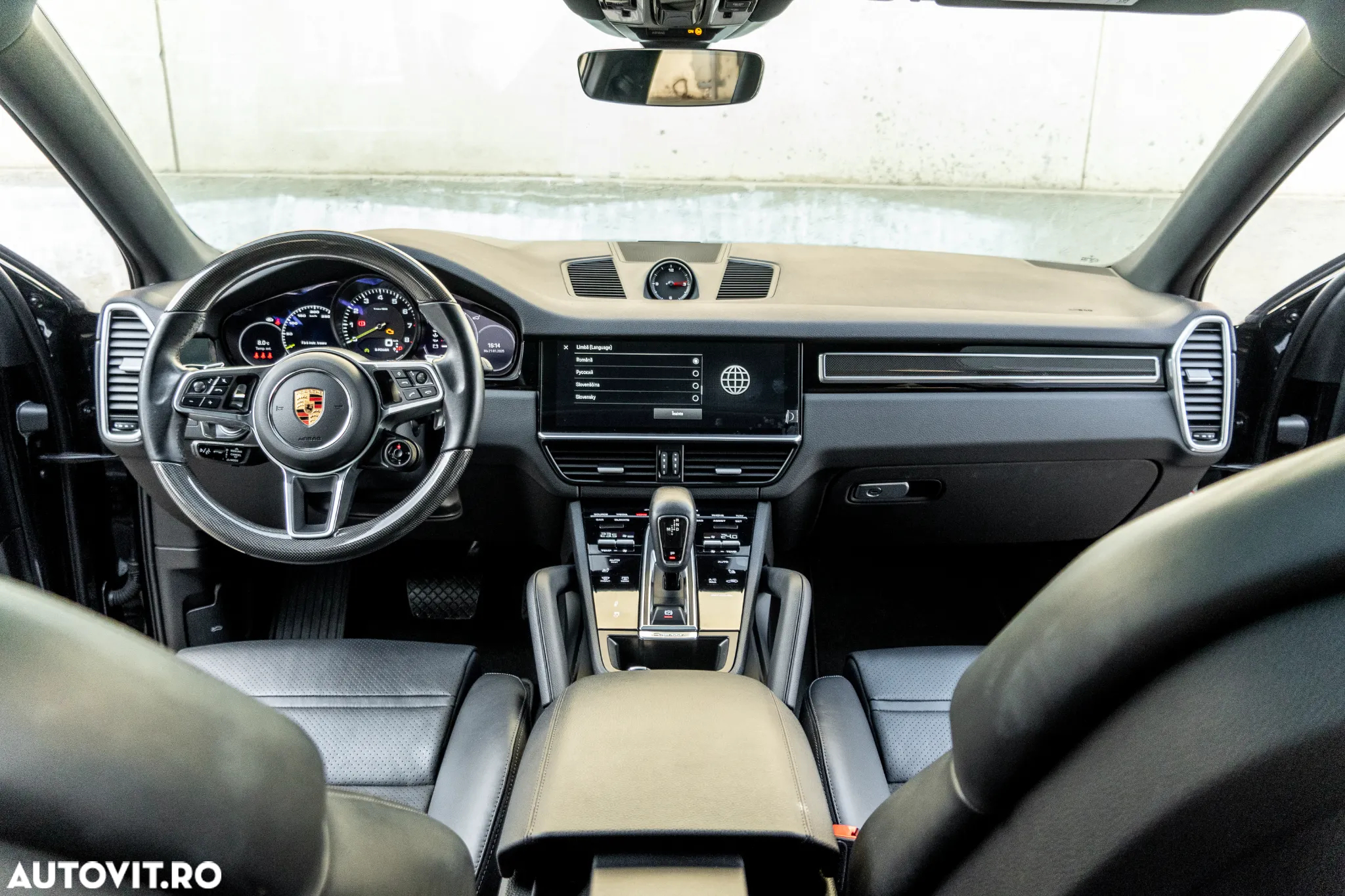 Porsche Cayenne - 4