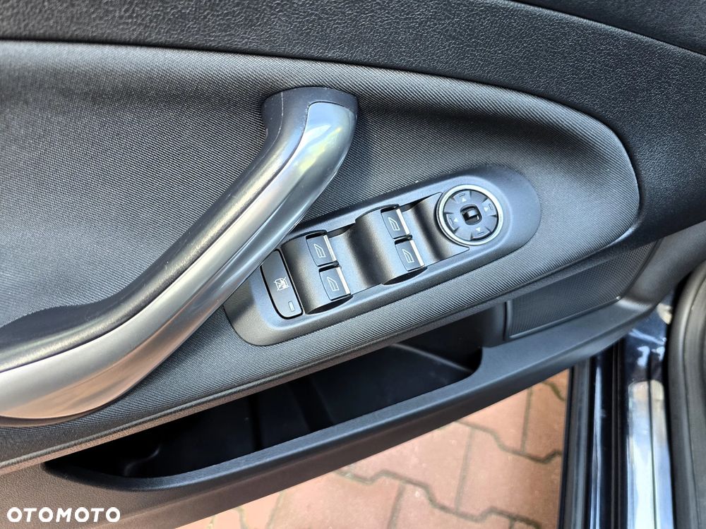 Ford Mondeo 2.0 Futura X - 20