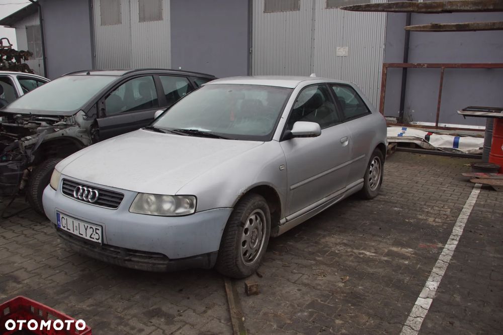Auto na części - Audi A3 8L Lift 1.6 8V 102 KM AVU DUU LY7W 2002R Silnik Skrzynia Drzwi Maska Klapa Zderzak Lampa Lusterko Szyba Deska Kokpit Sterownik Moduł Czujnik Licznik Panel Kierownica - 7