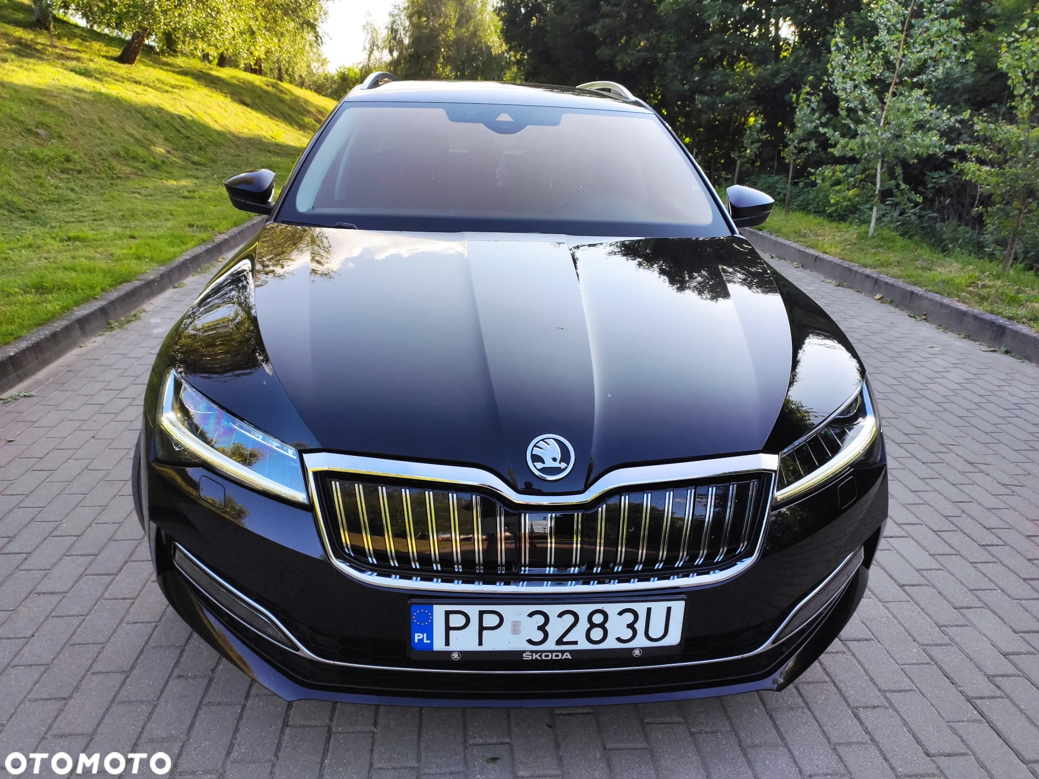 Skoda Superb 1.4 TSI iV DSG Ambition - 3