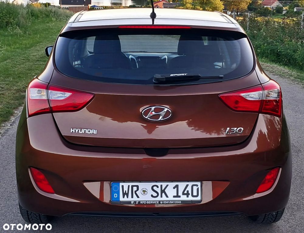 Hyundai i30 1.4 Classic - 10