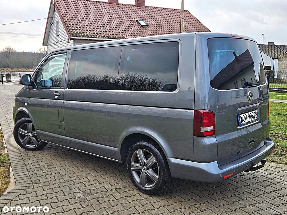 Volkswagen Multivan - 20