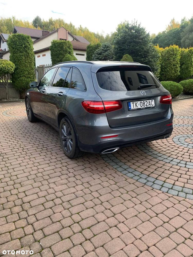 Mercedes-Benz GLC 220 d 4-Matic - 4