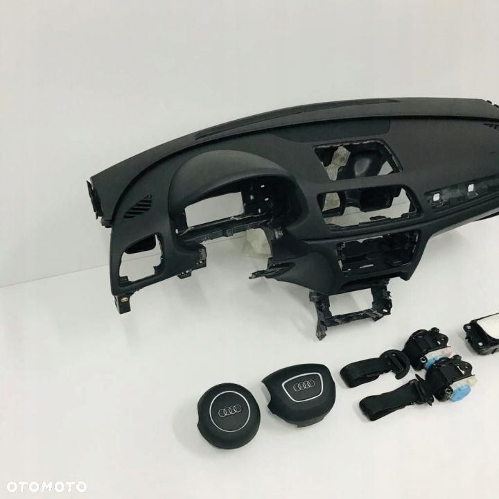 AUDI Q3 DESKA KONSOLA PODUSZKI PASY AIRBAG - 2