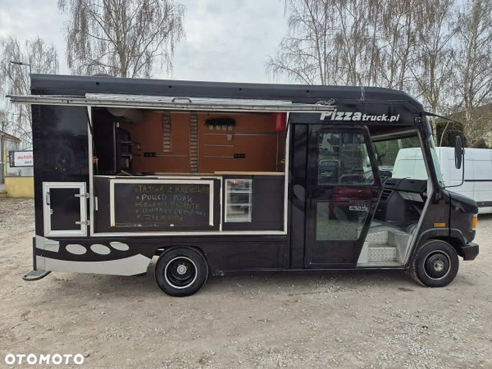 Mercedes-Benz 609 - 7