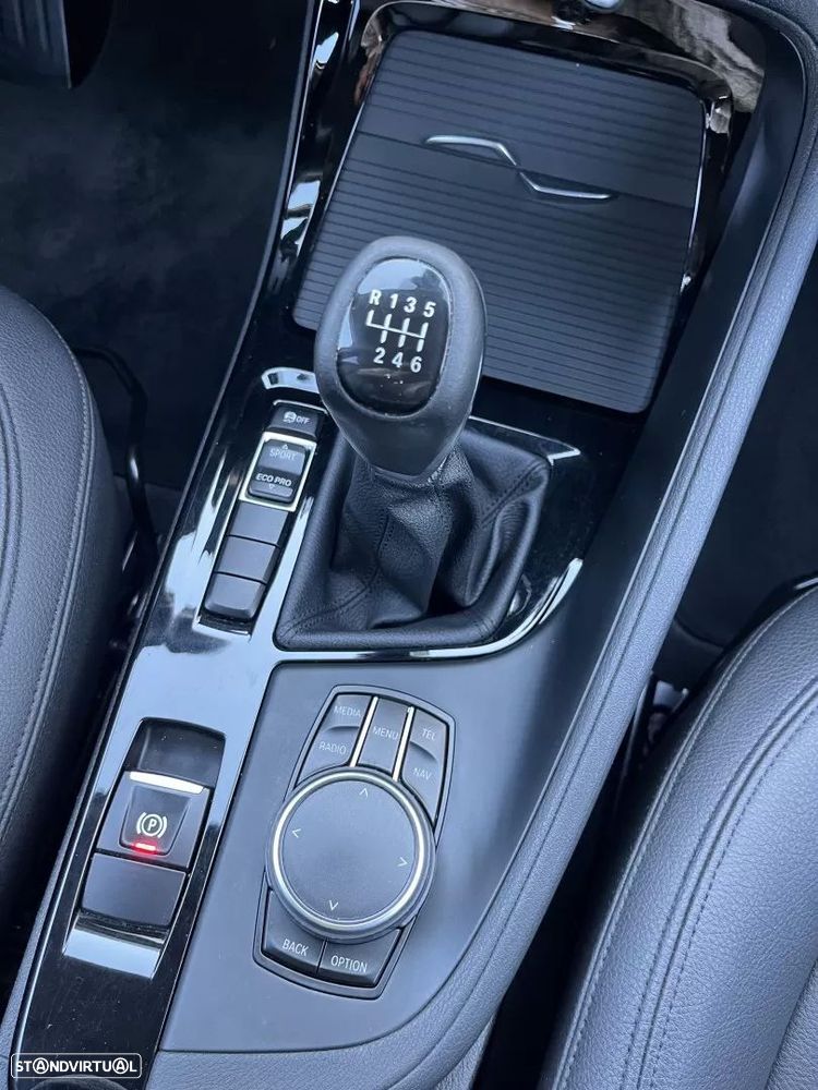 BMW X1 16 d sDrive Line Sport - 36