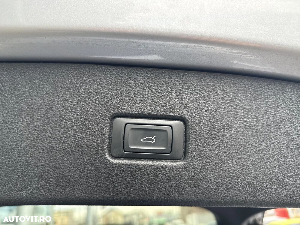 Audi Q5 Sportback - 24