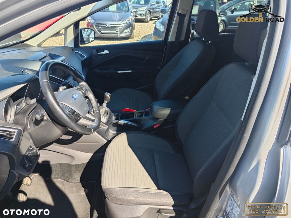 Ford Grand C-MAX - 12