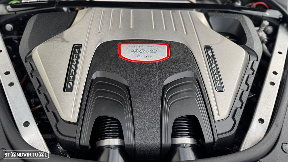Porsche Panamera Sport Turismo Turbo - 38
