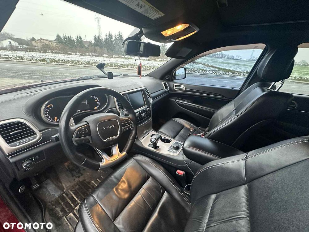 Jeep Grand Cherokee - 8