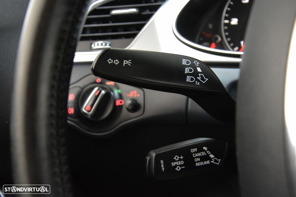 Audi A4 Avant 2.0 TDI DPF multitronic Ambiente - 22