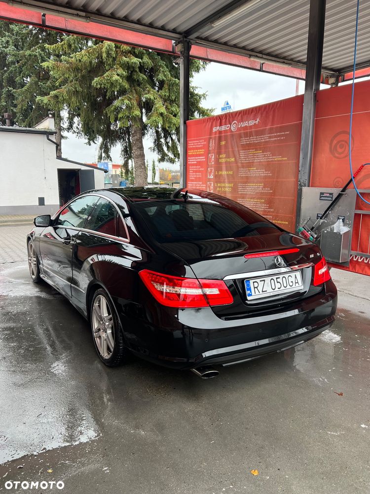 Mercedes-Benz Klasa E 250 CDI BlueEff - 4