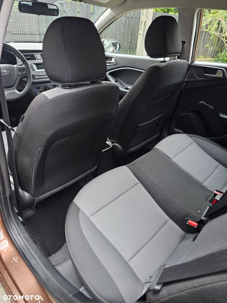Hyundai i20 1.2 Fresh - 11
