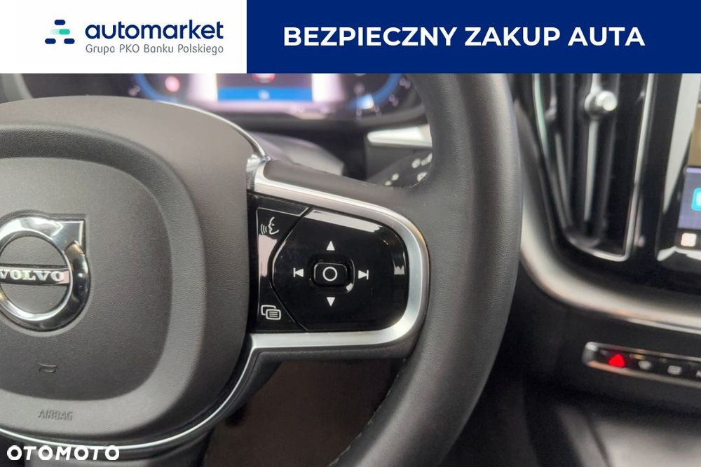 Volvo XC 60 B4 B Plus Bright - 16