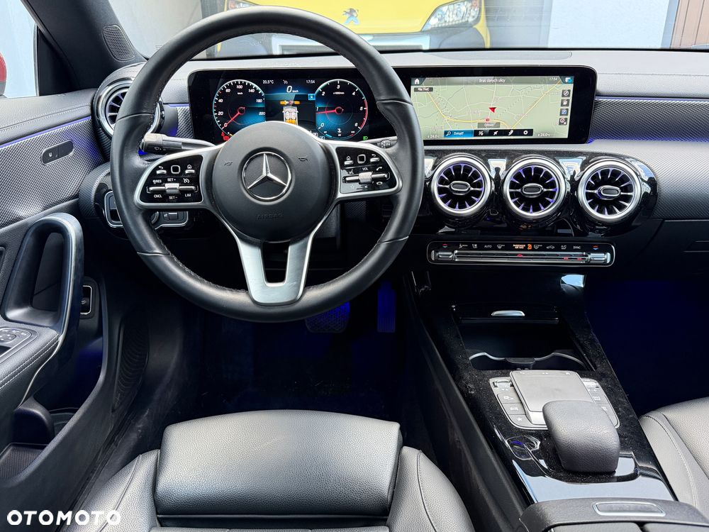 Mercedes-Benz CLA 200 d Progressive 8G-DCT - 5