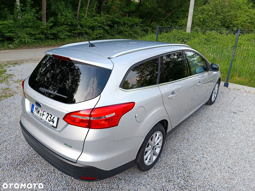 Ford Focus 1.0 EcoBoost STart-Stopp-System TITANIUM - 12