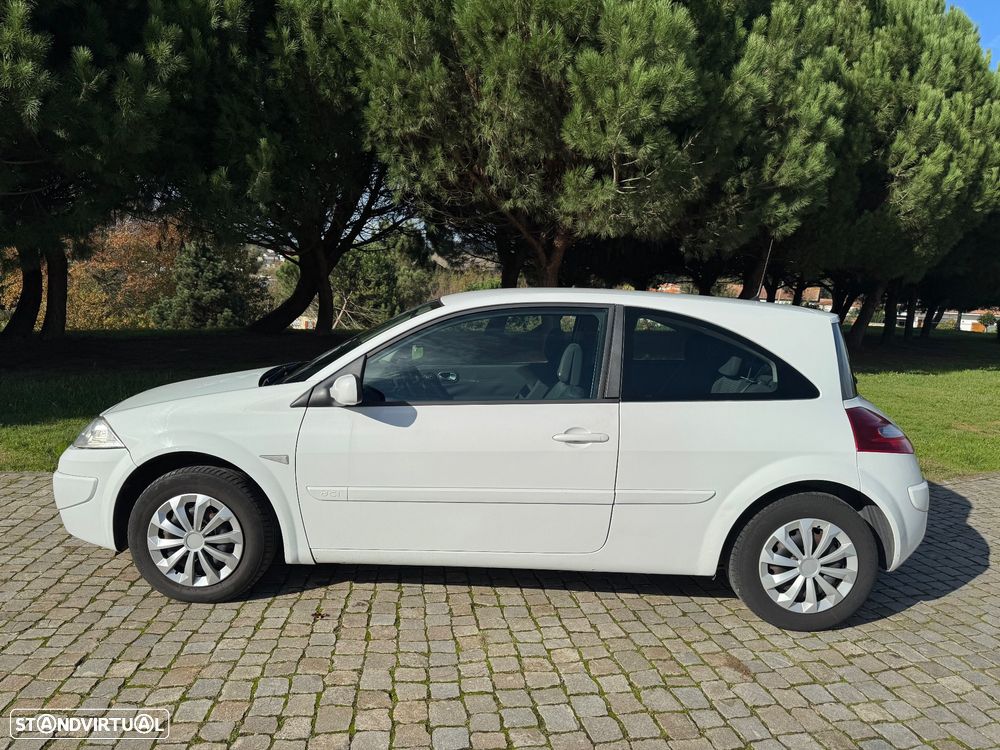 Renault Mégane 1.5 dCi Authentique - 8
