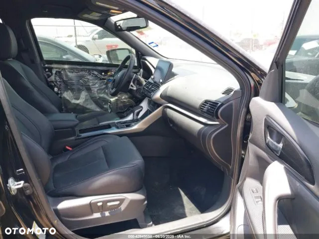 Mitsubishi Eclipse Cross - 6