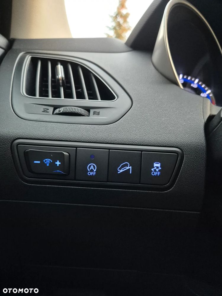 Hyundai ix35 1.6 GDI Premium 2WD - 24