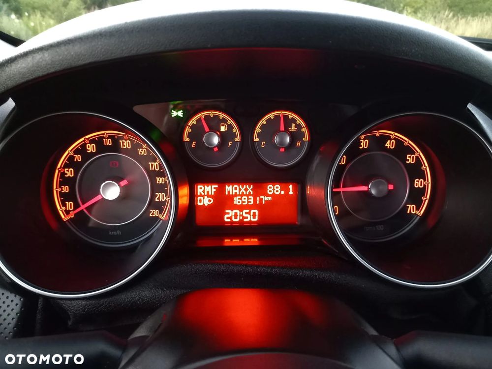 Fiat Punto Evo 1.4 8V More Start&Stopp - 19