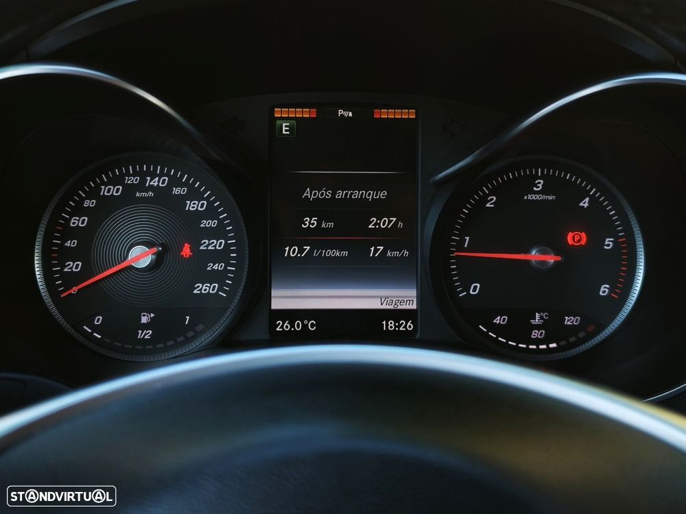 Mercedes-Benz C 220 d AMG Line - 42